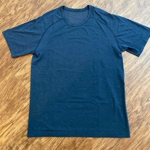 LuluLemon Men’s Metal Vent Tech 2.0